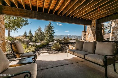2727 Westview Trl, Park City UT 84098-6342 exterior