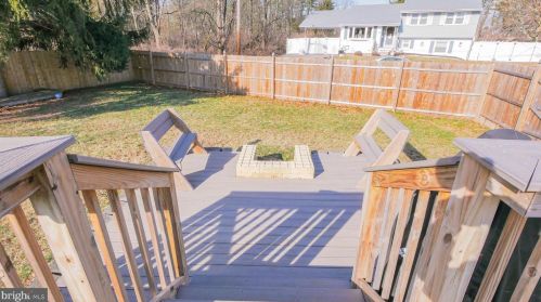 23 Lauderdale Rd, West Deptford NJ 08096-3938 exterior