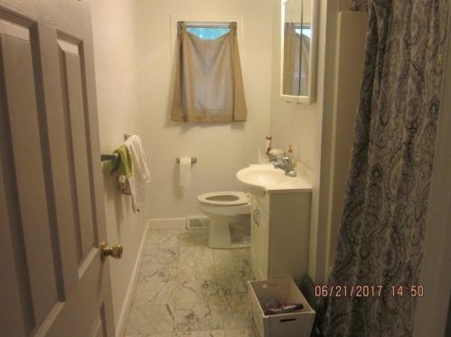 30 Hazelhurst Ave, Newton MA 02465-1341 exterior