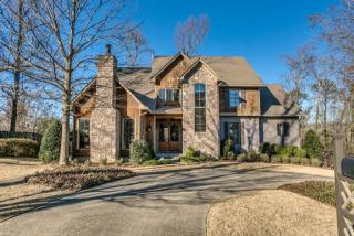 3912 Oak Brook Cir, Birmingham, AL 35243-5431