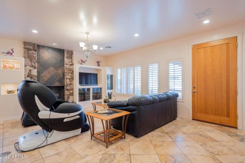 9032 14 Pl, Phoenix AZ 85014-4210 exterior