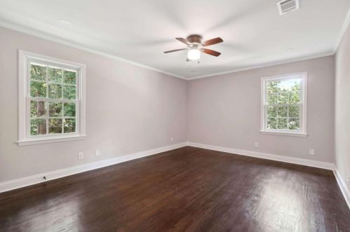 2022 Deren Way, Atlanta GA  30345-3710 exterior