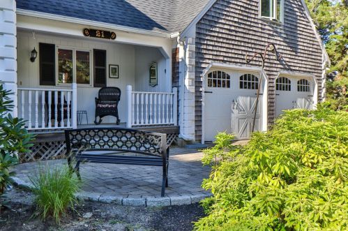 21 Mary Beth Ln, Harwich MA 02645-1326 exterior
