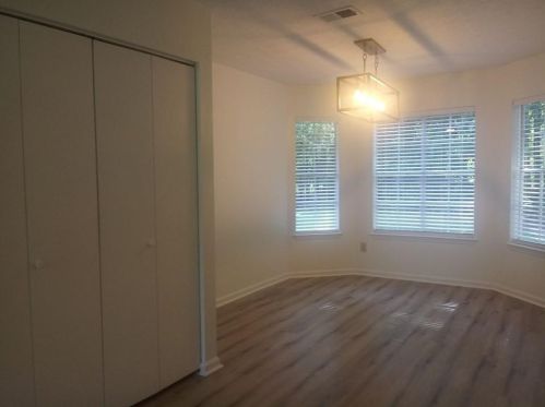 27 Manor Ct, Stockbridge GA  30281-1166 exterior