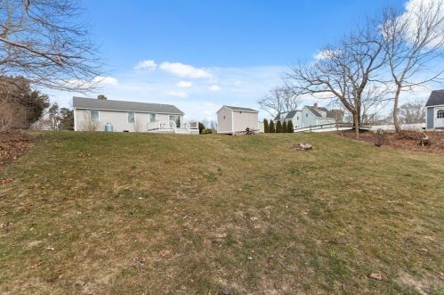 6 Cushing Dr, Plymouth MA 02360-1148 exterior