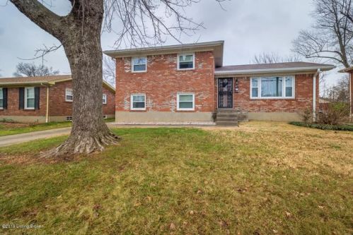 4321 Naneen Dr, Louisville, KY 40216-3938