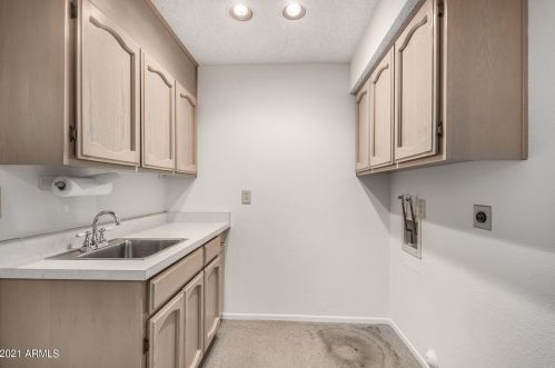 11420 Ahwatukee Dr, Phoenix AZ 85044-3102 exterior