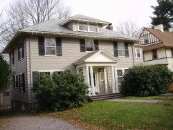 930 Centre St, Newton, MA 02459-1266