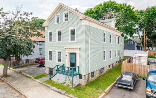 95 Chestnut St, New Bedford MA 02740-5254 exterior