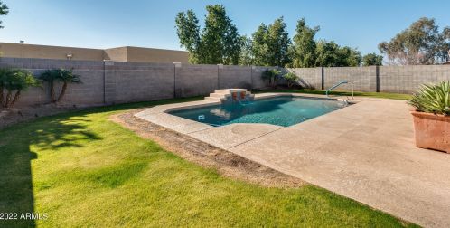 519 Anderson Ave, Phoenix AZ 85023-2211 exterior