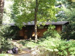 135 Berkeley St, Newton, MA 02465-2637