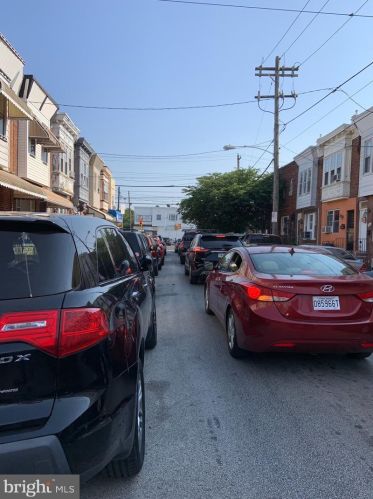 2637 6 St, Philadelphia PA 19133-2715 exterior