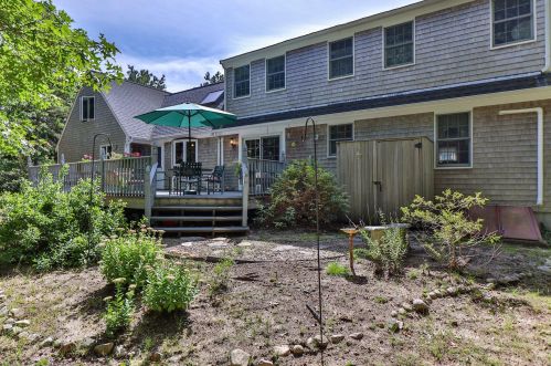 21 Mary Beth Ln, Harwich MA 02645-1326 exterior