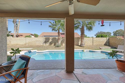 19429 35 Pl, Phoenix AZ 85028-3938 exterior