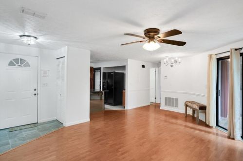 1258 Ky Lk Dr, Atlanta GA 30319-4143 exterior