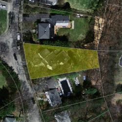 56 Varick Rd, Newton MA  02468-1319 aerial view