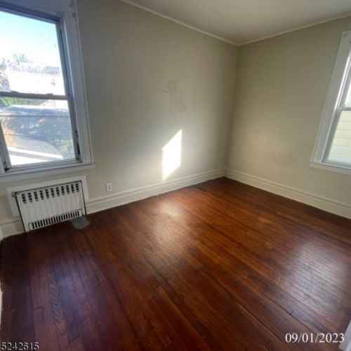 32 Windsor St, Kearny NJ 07032-2069 exterior