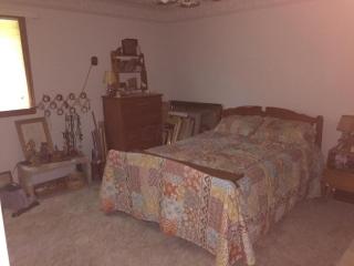 383 Hamilton Rd, Columbus, OH 43213-1313