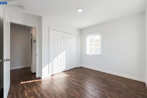 13095 Neptune Dr, San Leandro CA  94577-3130 exterior