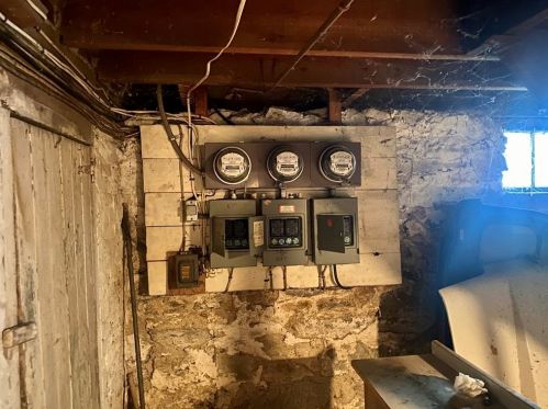 31 Arthur St, Worcester MA 01604-3807 exterior