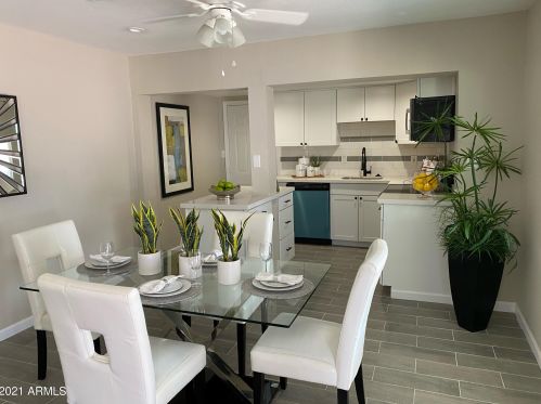 3224 Cypress St, Phoenix AZ 85008-2913 exterior