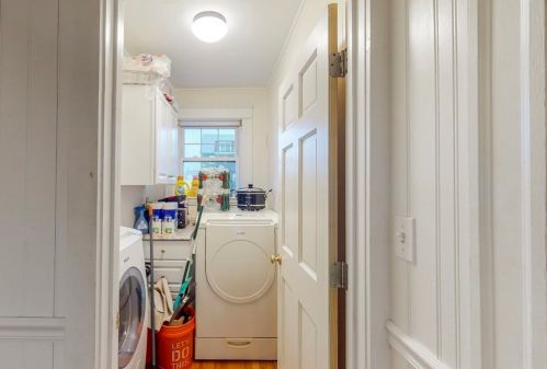 22 Collins St, Peabody MA 01960-1971 exterior