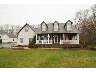 38 Windham Shire Dr, Seekonk MA  02771-1731 exterior