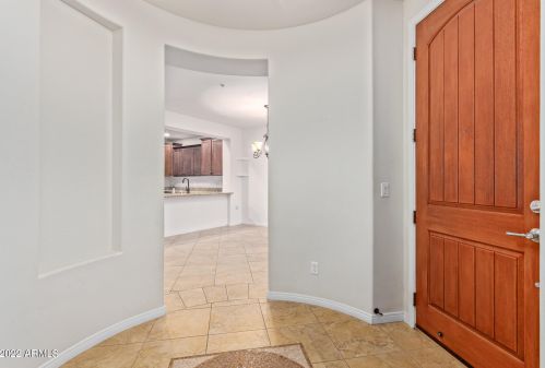 21845 39 St, Phoenix AZ 85018-7130 exterior