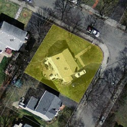 92 Cleveland St, Newton MA  02465-1563 aerial view