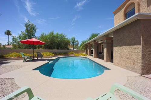 10834 9th Pl, Phoenix, AZ 85020-5832