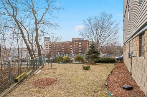 170 Bellingham St, Chelsea MA 02150-3315 exterior