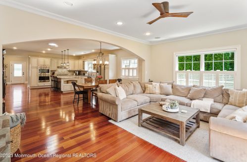 90 Lovett Ave, Little Silver NJ 07739-1403 exterior