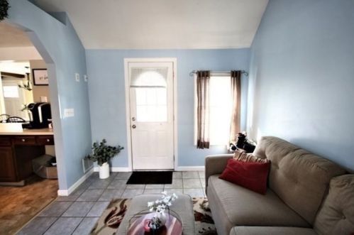 280 Pleasant St, Worcester MA 01609-3201 exterior