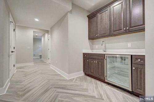 158 Magnolia Ave, Tenafly NJ  07670-1828 exterior