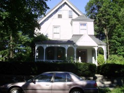 125 Lowell Ave, Newton, MA 02460-1521