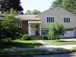 75 Haynes Rd, Newton, MA 02459-2766