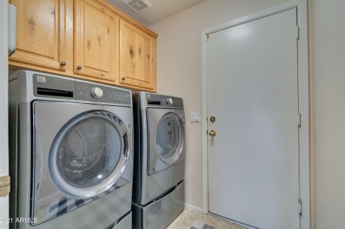 19816 33 Pl, Phoenix AZ 85050-7909 exterior