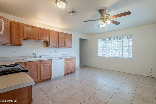 3910 Edgemont Ave, Phoenix AZ 85035-1533 exterior