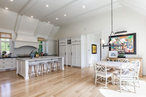 1918 Siesta Dr, Sandy UT 84093-6139 exterior