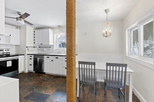 38 Glendale St, Worcester MA 01602-2813 exterior