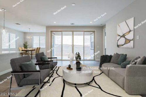 828 Amberwood Dr, Phoenix, AZ 85048-1943