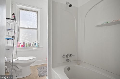 1943 Cooper St, West Deptford NJ 08096-3810 exterior