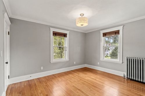 542 Eliot St, Milton MA 02186-1636 exterior