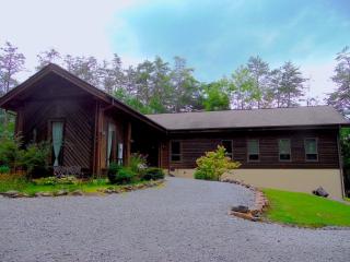 736 White Oak Rd, Monterey TN  38574-7077 exterior