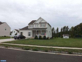 121 Penn Beach Dr, Pennsville NJ  08070-3643 exterior