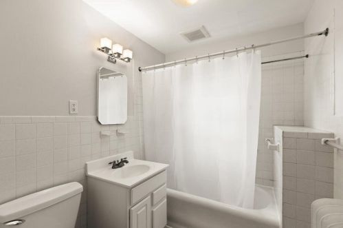 147 Highland Ave, Arlington MA 02476-7846 exterior