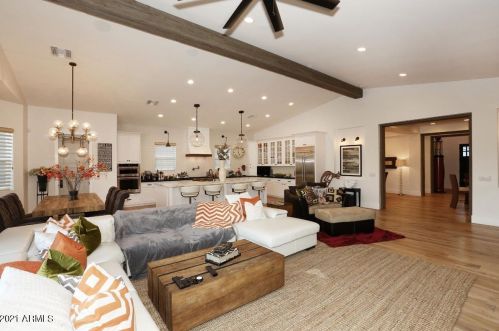 4535 39 St, Phoenix AZ 85008-3018 exterior