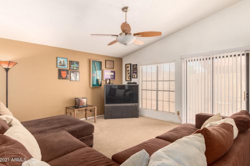 13642 41 Pl, Phoenix AZ 85028-2214 exterior