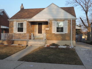 4423 Clinton Ave, Forest View, IL 60402-4310