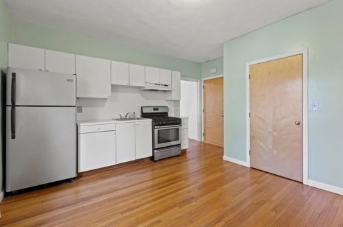 24 Newtonville Ave, Newton MA 02458-1828 exterior